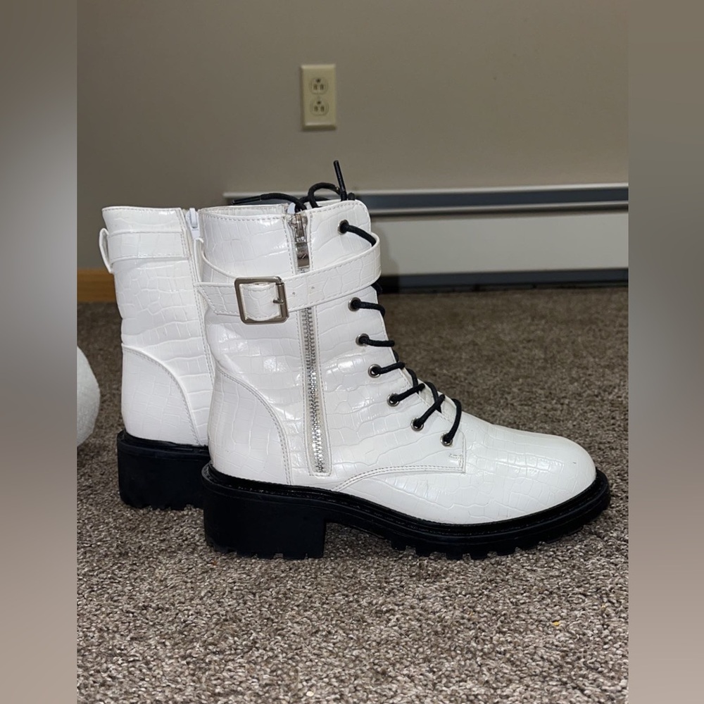 Catherine Combat Boots Size 7